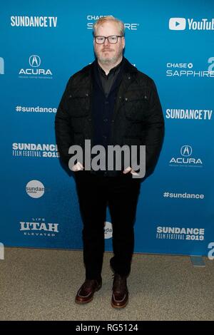 Park City, UT, STATI UNITI D'AMERICA. 27 gennaio, 2019. Jim Gaffigan presso gli arrivi per loro che seguire Premiere al Sundance Film Festival 2019, Centro Eccles, Park City, UT 27 gennaio 2019. Credito: JA/Everett raccolta/Alamy Live News Foto Stock