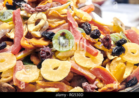 Berlino, Germania. 18 gennaio, 2019. Frutta secca giacciono su una piastra durante la Settimana verde. Credito: Annette Riedl/dpa-Zentralbild/ZB/dpa/Alamy Live News Foto Stock