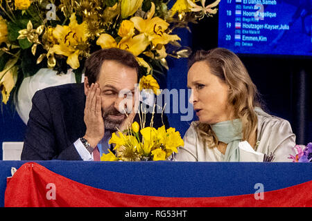 La principessa Margarita e la principessa Beatrice dei Paesi Bassi durante il Jumping Amsterdam World Cup della RAI Amsterdam, 27 gennaio 2019. Foto: Patrick van Katwijk | Foto Stock