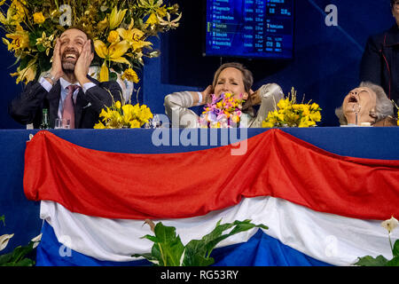 La principessa Margarita e la principessa Beatrice dei Paesi Bassi durante il Jumping Amsterdam World Cup della RAI Amsterdam, 27 gennaio 2019. Foto: Patrick van Katwijk | Foto Stock