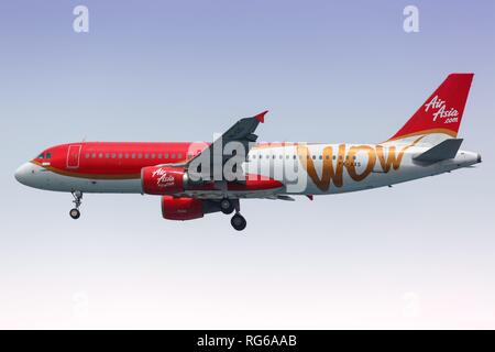 Jakarta, Indonesia - 26. Gennaio 2018: Air Asia Airbus A320 a Jakarta airport (CGK) in Indonesia. | Utilizzo di tutto il mondo Foto Stock