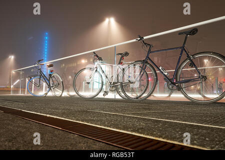 Cicli di notte, Copenaghen, Danimarca, Novembre 2018 Foto Stock