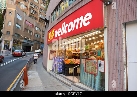 HONG KONG - Ottobre 25, 2015: Wellcome supermercato drogheria a Kennedy Town. Kennedy Town è all'estremità occidentale di Sai Wan sul isola di Hong Kong Foto Stock