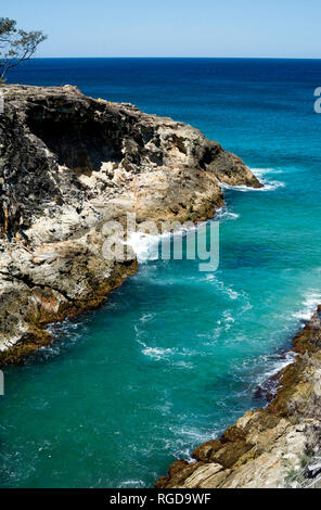 Gola del nord visto da nord Gorge a piedi, Point Lookout, North Stradbroke Island, Queensland, Australia Foto Stock