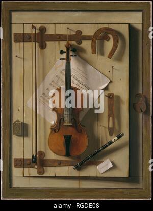 Ancora in vita -- violino e musica. Artista: William Michael Harnet (1848-1892). Dimensioni: 40 x 30 in. (101,6 x 76,2 cm). Data: 1888. Harnet era il più imitato e abile still-life pittore nel tardo XIX secolo in America, celebrata per le sue numerose soluzioni che ha spinto l'arte del trompe l'oeil (francese per "ingannare l'occhio') ai suoi limiti. Mentre questa composizione complessa può ad un primo apparire piatta, è pieno di profondità e plasticità, sottolineando la tensione tra illusione e realtà. L'illustrato porta battente è leggermente socchiusa, e l umile oggetti appendere su chiodi prominente, colata forte s Foto Stock