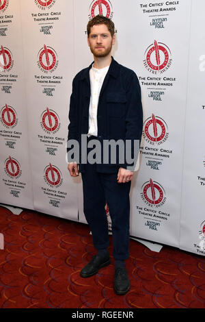 Londra, Regno Unito. 29 gen 2019. Kyle Soller a critica' Circle Theatre Awards cerimonia annuale che celebra i successi di 2018's produzioni teatrali, al Prince of Wales Theatre Credito: Nils Jorgensen/Alamy Live News Foto Stock