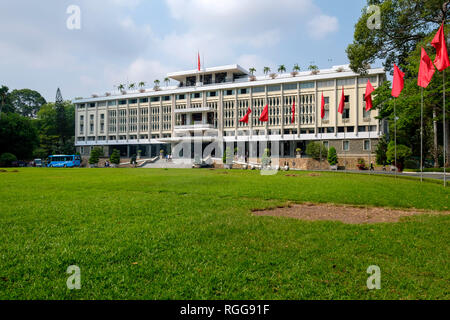 Indipendenza Palace aka Palazzo della Riunificazione (ex Palazzo Presidenziale) nella città di Ho Chi Minh, Vietnam Foto Stock