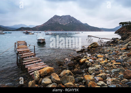 Incredibile paesaggio marino del Mediterraneo in Adrasan, Turchia. Fotografia di paesaggi Foto Stock