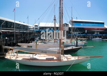 Barche a vela ormeggiata in porto di Auckland, Nuova Zelanda Foto Stock