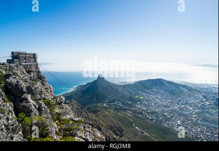 Sud Africa, Cape Town, città vista dal monte Table Foto Stock