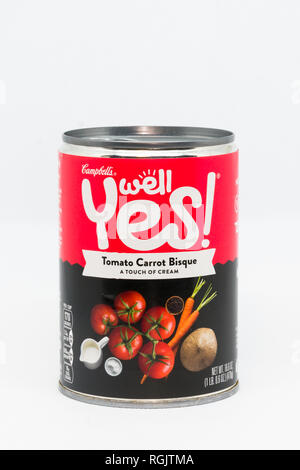 ST. PAUL, MN/STATI UNITI D'America - 27 gennaio 2019: Campbell's ben sì il pomodoro carota Bisque zuppa. Foto Stock