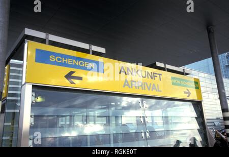 Graz, Flughafen Thalerhof; Schengengrenze Foto Stock