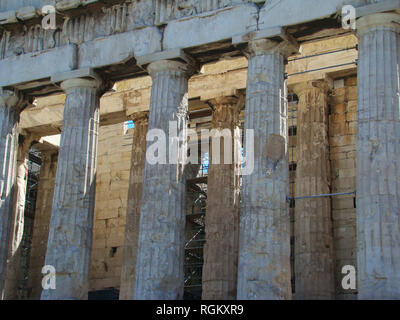 Il Partenone di Atene (Grecia), il più iconico Edificio del classico di età greca Foto Stock