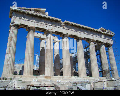 Il Partenone di Atene (Grecia), il più iconico Edificio del classico di età greca Foto Stock