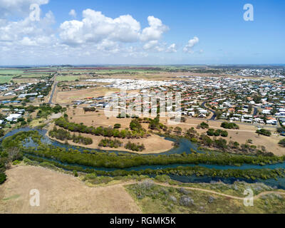 Antenna gamma fucile Creek nella comunità costiere del Queensland Bargara Australia Foto Stock