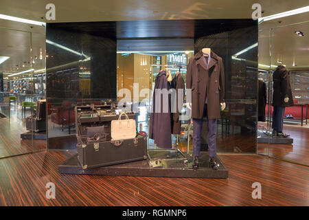 HONG KONG - circa novembre, 2016: negozio Prada a Hong Kong. Foto Stock