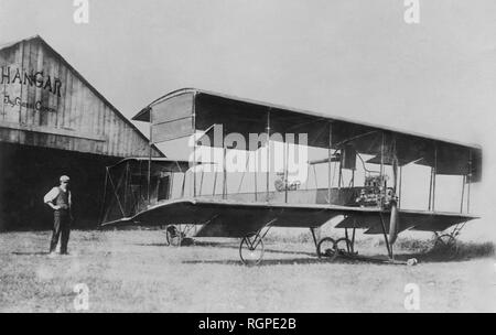 Il primo biplano caproni, Malpensa 1910 Foto Stock