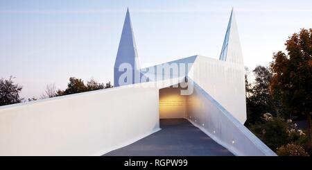 Autostrada chiesa Siegerland, sulla A 45, Wilnsdorf, Siegerland, Nord Reno-Westfalia, Germania Foto Stock