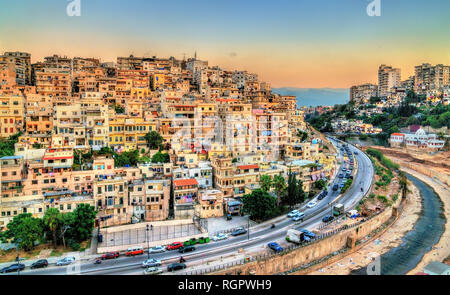 Vista di Tripoli, la seconda città più grande in Libano Foto Stock