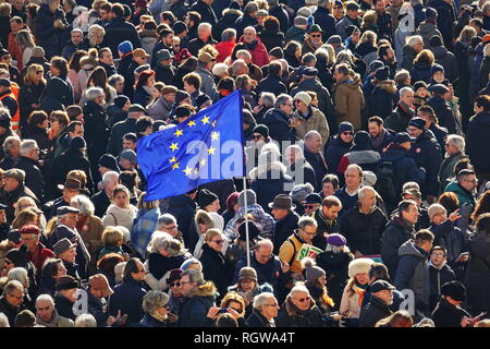 Manifestazione a favore dell'Unione europea contro i movimenti nazionalisti. Torino, Italia - Gennaio 2019 Foto Stock