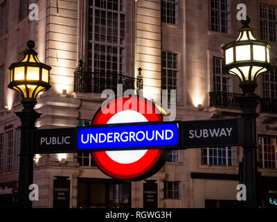 La metropolitana di Londra segno Foto Stock