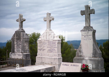 Il cimitero di Saint-Paul de Vence, Francia Foto Stock