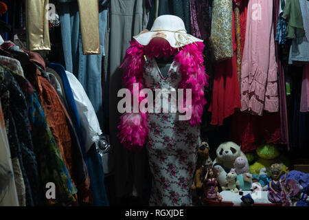 Mercato di San Telmo, il grande mercato coperto situato nell'ancien San Telmo quartiere della città di Buenos Aires, Argentina. Foto Stock