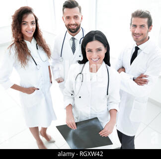 Il gruppo di medici ritratto dei lavoratori in Ospedale Foto Stock