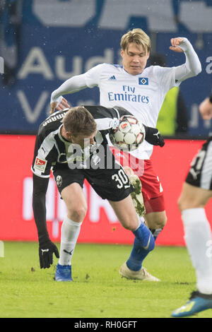 Amburgo, Deutschland. 30 gen, 2019. Nessun vendite in Giappone! Gotoku Sakai, destra, HSV Amburgo Amburgo Amburgo, vs Soeren DIECKMANN, SV Sandhausen, azione, duelli, Soccer 2. Bundesliga, 19. Giornata, Hamburg Amburgo Amburgo (HH) - SV Sandhausen (SH) 2: 1, su 30.01. 2019 ad Amburgo/Germania. € | Utilizzo di credito in tutto il mondo: dpa/Alamy Live News Foto Stock