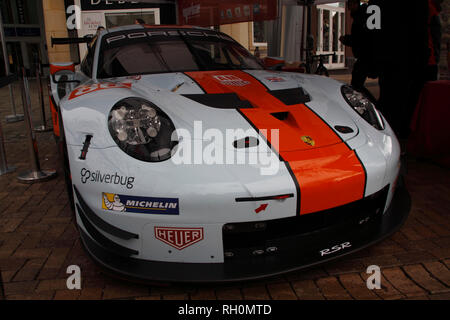 Banbury, Oxfordshire, Regno Unito. Il 31 gennaio, 2019. Porsch Super Car su Norbar attrezzo per coppia di credito stand: MELVIN VERDE/Alamy Live News Foto Stock