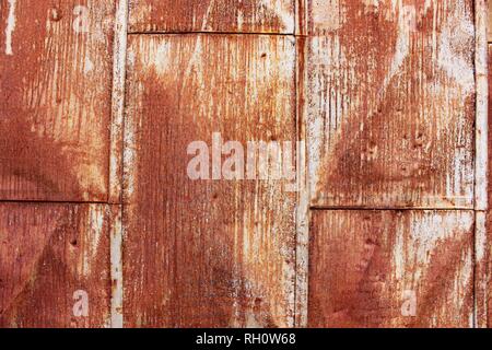 Vecchio rustico arrugginito in metallo a parete Texture di sfondo Foto Stock