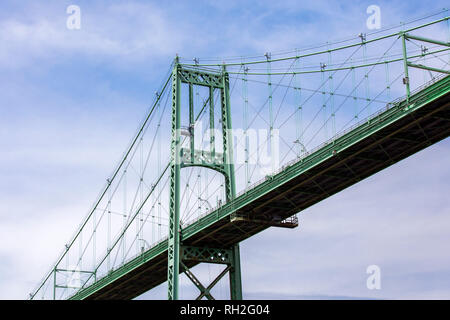 Le Mille Isole International Bridge è un ponte internazionale sistema (è una serie di cinque ponti) oltre il fiume San Lorenzo Foto Stock