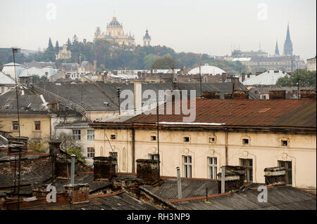 Baroque-Rococo Sobor sviatoho Yura (St. George's Cathedral) costruito 1744 al 1761 nel centro storico di Lviv, Ucraina. 7 ottobre 2008 © Wojciech Strozy Foto Stock