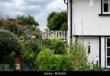 Grazioso giardino cottage a Lavenham, Suffolk Foto Stock