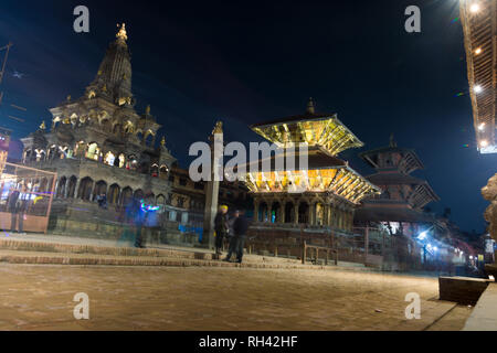 KATHMANDU, NEPAL - 5 maggio: Krishna Mandir in Patan il Jan 16, 2019. Patan è elencato come un patrimonio mondiale dall UNESCO, i templi ha mille anni della sua Foto Stock