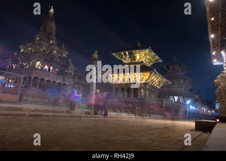 KATHMANDU, NEPAL - 5 maggio: Krishna Mandir in Patan il Jan 16, 2019. Patan è elencato come un patrimonio mondiale dall UNESCO, i templi ha mille anni della sua Foto Stock