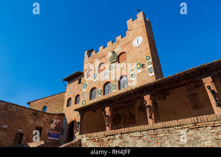 Il Palazzo Pretorio, Certaldo, una città e comune della Toscana, Italia, nella Città Metropolitana di Firenze. Foto Stock