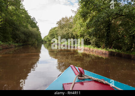 Un tratto tranquillo della Llangollen Canal a Whixall Moss, in Inghilterra/Galles confine Foto Stock