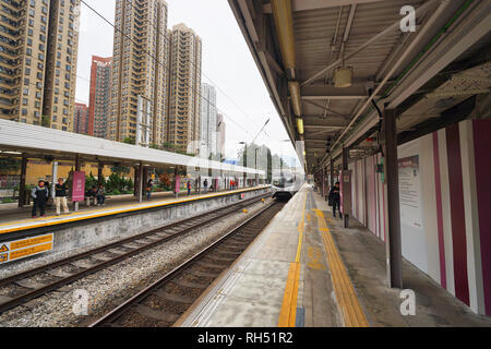 HONG KONG - Dicembre 26, 2015: Mass Transit Railway Station. MTR è il transito rapido sistema ferroviario in Hong Kong. Si tratta di uno dei più profitabl Foto Stock