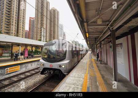 HONG KONG - Dicembre 26, 2015: Mass Transit Railway Station. MTR è il transito rapido sistema ferroviario in Hong Kong. Si tratta di uno dei più profitabl Foto Stock