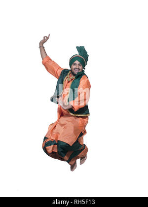 Ritratto di una ballerina di BHANGRA SALTO Foto Stock