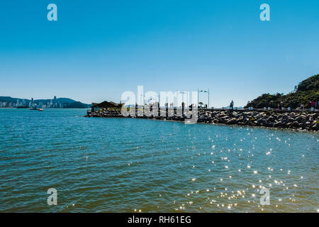 Foto di Molhe da Barra Sul nel Balneario Camboriu, Santa Catarina, Brasile Foto Stock