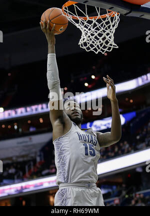 31 gennaio 2019: Georgetown Hoyas centro (15) Jessie Govan va al cestello durante una NCAA di pallacanestro degli uomini di gioco tra il Georgetown Hoyas e Xavier moschettieri al capitale una Arena in Washington, DC Justin Cooper/CSM Foto Stock