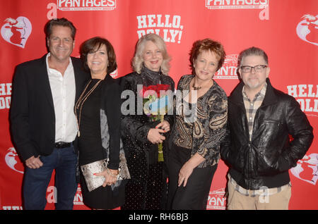 Los Angeles, CA, Stati Uniti d'America. 30 gen, 2019. LOS ANGELES - Jan 30: Jimmy Van Patten, Connie Needham, Dianne Kay e Laurie Walters, Adam ricco a ''Hello Dolly! " Los Angeles apertura notturna al Pantages Theater on gennaio 30, 2019 a Los Angeles, CA Credito: Kay Blake/ZUMA filo/Alamy Live News Foto Stock