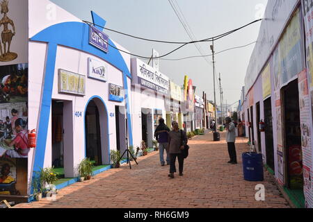 Kolkata, India. Il 1 febbraio, 2019. Seconda giornata di dodici giorni durata xliii International Kolkata Book Fair 2019 presso il Central Park di Salt Lake City, organizzata dagli editori e librai Guild. Credito: Biswarup Ganguly/Alamy Live News Foto Stock