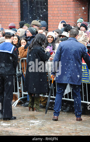 Bristol, Regno Unito. Il 1° febbraio 2019. La Duchessa di Sussex ''Meghan'' visto durante la loro visita a Bristol. Le Loro Altezze Reali ha incontrato i membri del pubblico, come sono arrivati presso la Old Vic. Bristol Old Vic. Credito: Terry Scott/SOPA Immagini/ZUMA filo/Alamy Live News Foto Stock