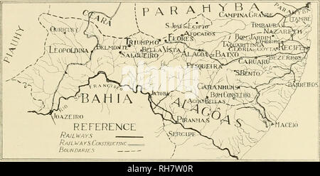 . Cotone brasiliani; essendo la relazione del viaggio del cotone internazionale missione attraverso il cotone stati di São Paulo e Minas Geraes, Bahia, Alagôas, Sergipe, Pernambuco, Parahyba, Rio Grande do Norte. La coltivazione del cotone. u: capitolo IX. Stato di Pernambuco Superficie : 99,896 kmq. Popolazione : 1200000. Capitale: Recife (o Pernambuco), 240.000. La densità di popolazione : 12 per kmq. Mappa di Pernambuco lo Stato di Pernambuco è quasi quattro volte la dimensione di Alagoas. È situato a nord di Sergipe. In occidente si ha una lunga linea costiera con Recife, come la città di Pernambuco è chiamato, un Foto Stock