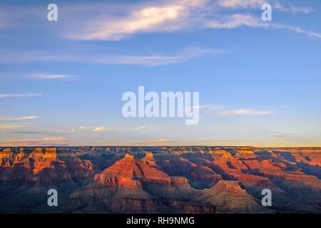 Gola del Grand Canyon al tramonto, vista da Hopi Point, roccia erosa paesaggio, South Rim, il Parco Nazionale del Grand Canyon Foto Stock