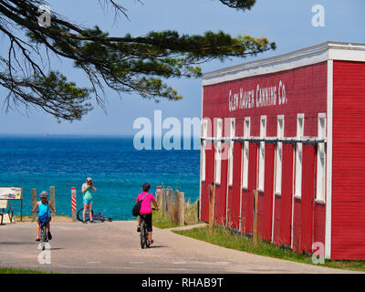 Cannery Boathouse Museum, Glen Haven villaggio storico, Sleeping Bear Dunes National Lakeshore, Impero, Michigan, Stati Uniti d'America Foto Stock