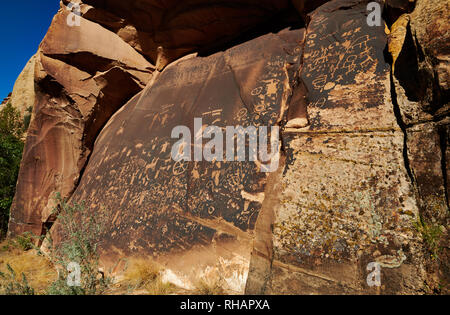 Newspaper Rock membro Monumento storico, Utah, Stati Uniti d'America, America del Nord Foto Stock